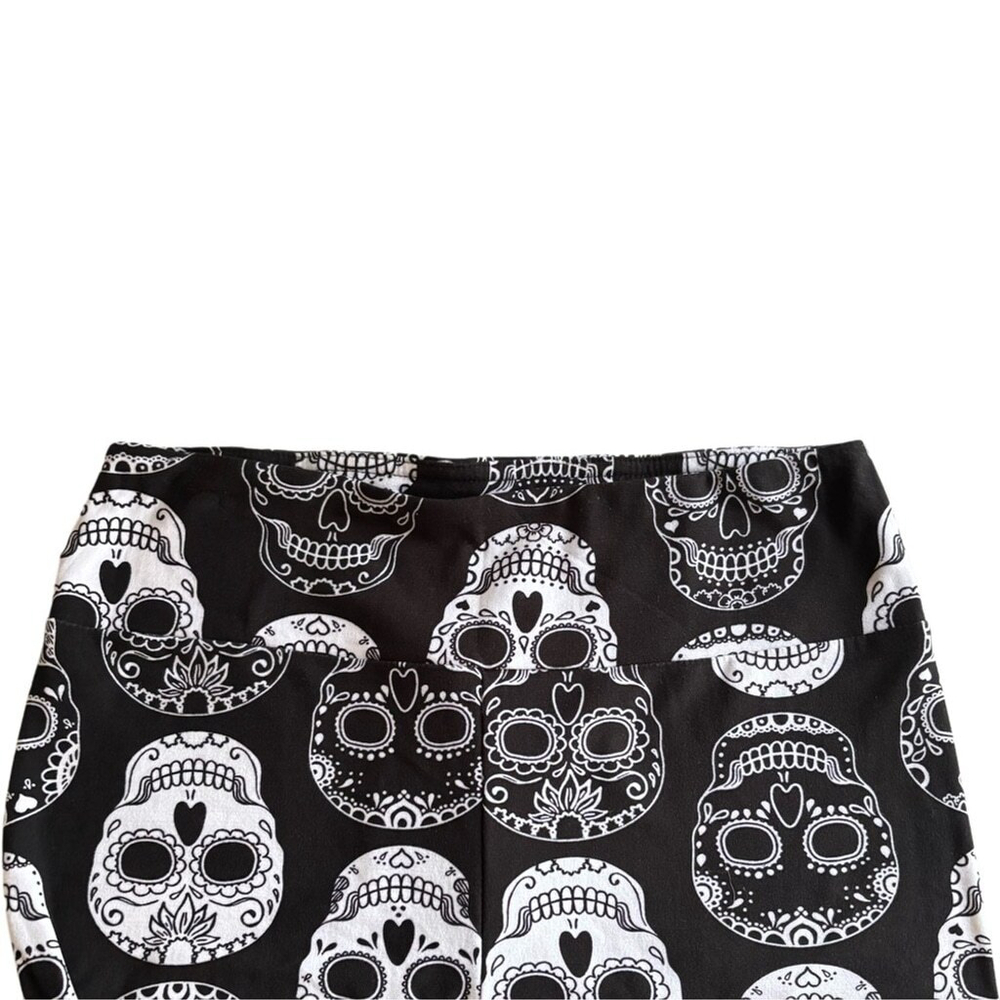 Junior's M Black & White Sugar Skull High Rise Leggings - Picture 5 of 7